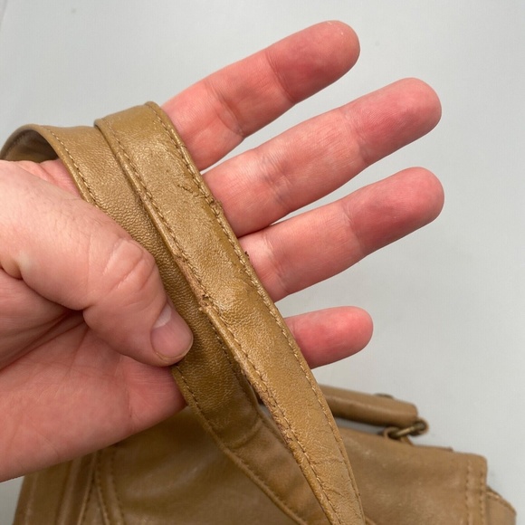 Xhilaration Faux Leather Small Tan Crossbody Purse 7.5"x7"x2" - Picture 15 of 16